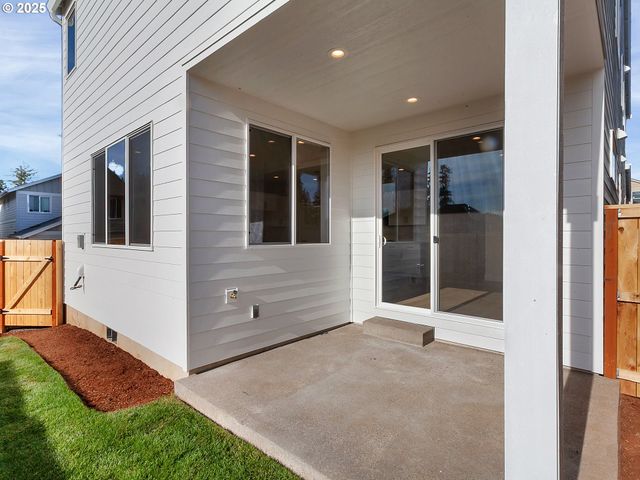 13858 Sw 174th Ave, Tigard, OR 97140