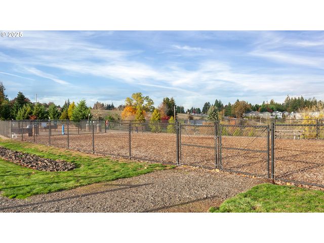 13858 Sw 174th Ave, Tigard, OR 97140