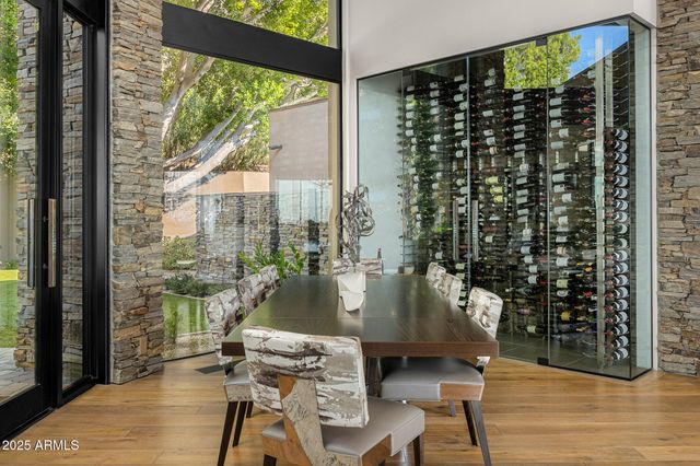 5630 E ROCKRIDGE Road, Phoenix, AZ 85018