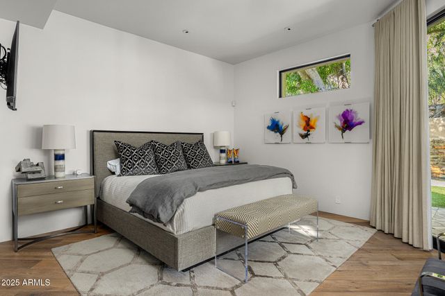 5630 E ROCKRIDGE Road, Phoenix, AZ 85018