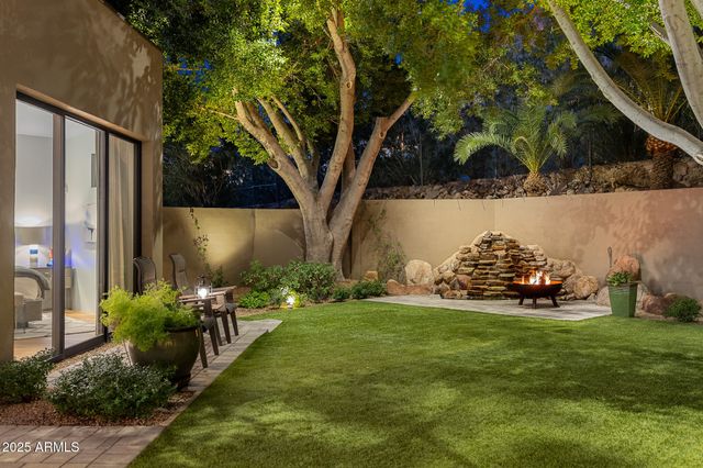 5630 E ROCKRIDGE Road, Phoenix, AZ 85018