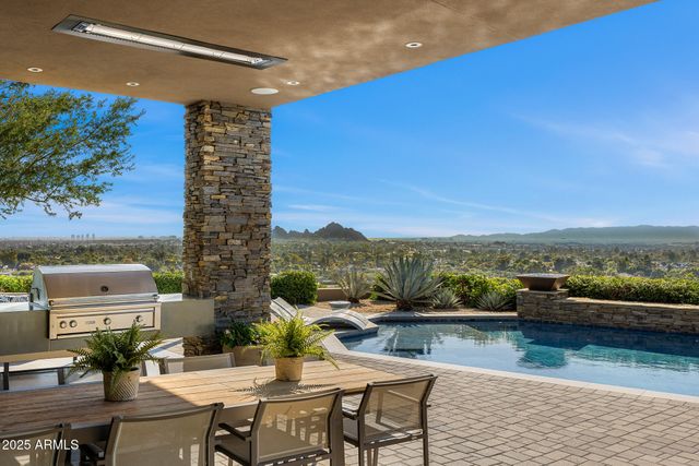 5630 E ROCKRIDGE Road, Phoenix, AZ 85018