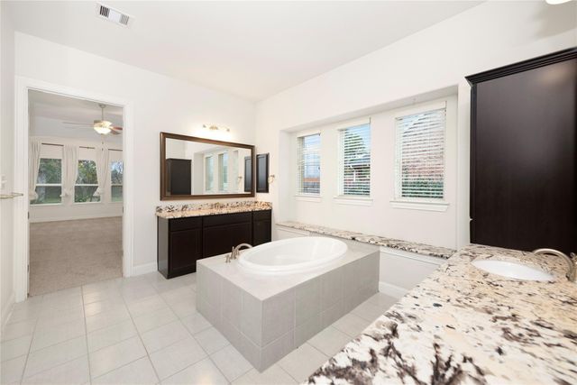 10243 S Goshawk Trail, Conroe, TX 77385