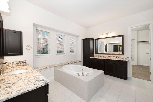 10243 S Goshawk Trail, Conroe, TX 77385