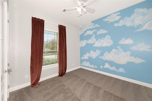 10243 S Goshawk Trail, Conroe, TX 77385