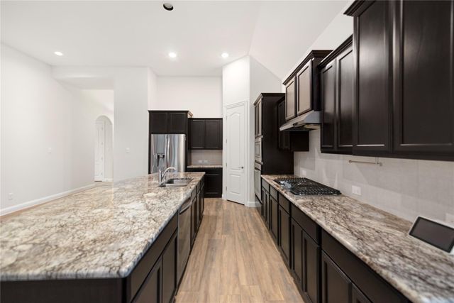 10243 S Goshawk Trail, Conroe, TX 77385