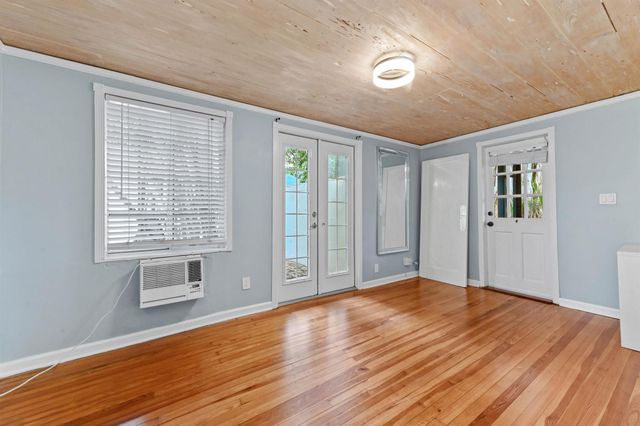 424 51st Street, West Palm Beach, FL 33407