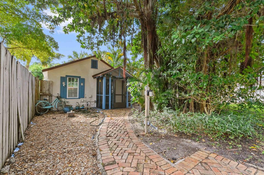 424 51st Street, West Palm Beach, FL 33407