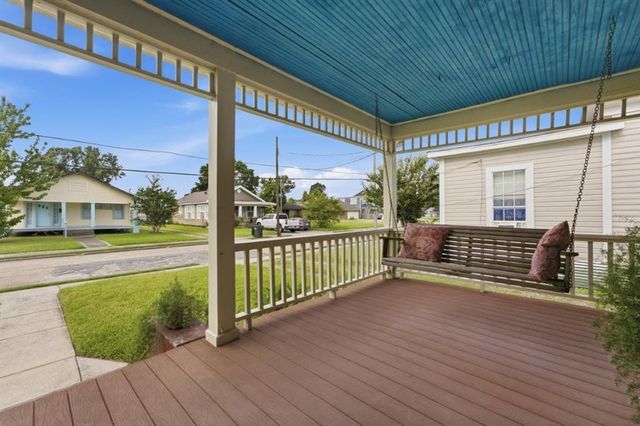 635 Iris St Street, Lake Charles, LA 70601