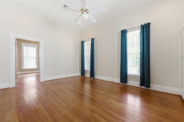 635 Iris St Street, Lake Charles, LA 70601