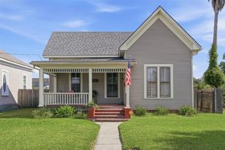 635 Iris St Street, Lake Charles, LA 70601