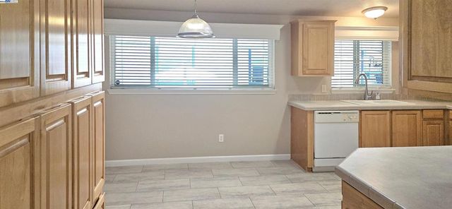 3263 Vineyard Ave, Pleasanton, CA 94566