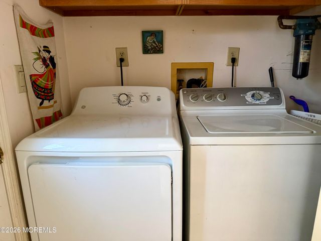 925B Liverpool Circle b, Manchester, NJ 08759