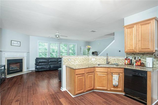 2960 Wintercrest Drive, Atlanta, GA 30360