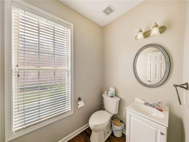 2960 Wintercrest Drive, Atlanta, GA 30360