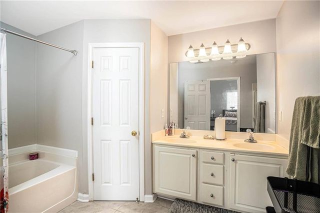 2960 Wintercrest Drive, Atlanta, GA 30360