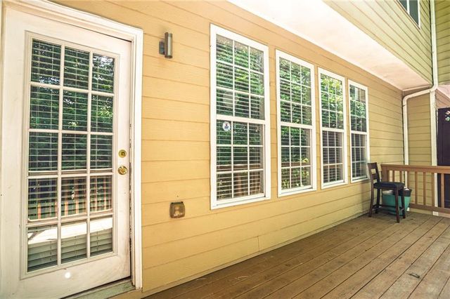 2960 Wintercrest Drive, Atlanta, GA 30360
