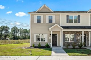 110 Jaydn Drive E, Jacksonville, NC 28546