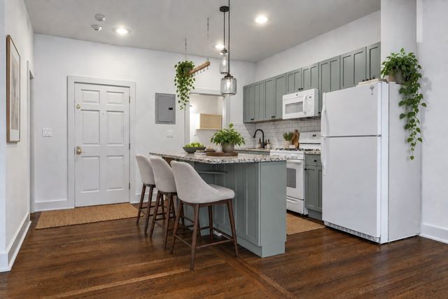 558 Columbus Ave 3F, Boston, MA 02118