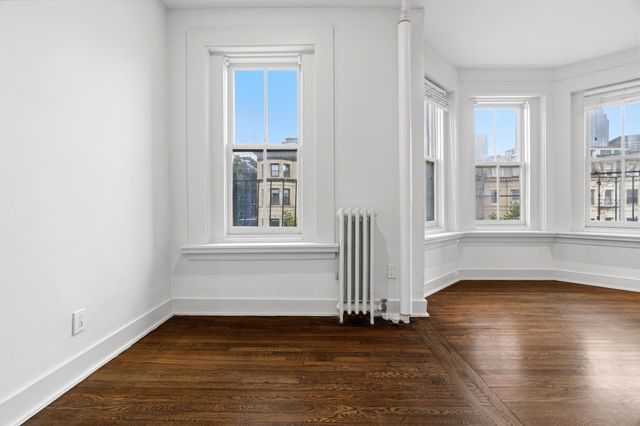 558 Columbus Ave 3F, Boston, MA 02118