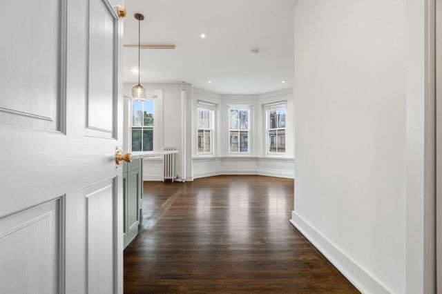 558 Columbus Ave 3F, Boston, MA 02118
