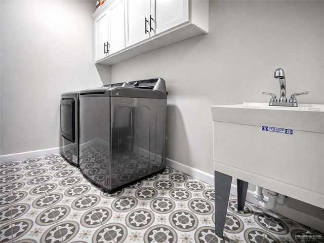 7313 N 25th Lane, Mcallen, TX 78504