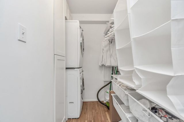 3224 Timmons Lane 136, Houston, TX 77027