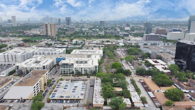 3224 Timmons Lane 136, Houston, TX 77027