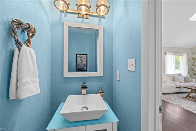 1829 Slalom DR, Virginia Beach, VA 23453