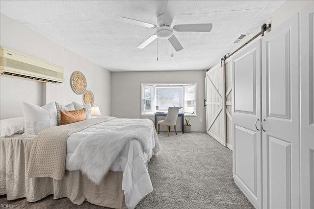 1829 Slalom DR, Virginia Beach, VA 23453