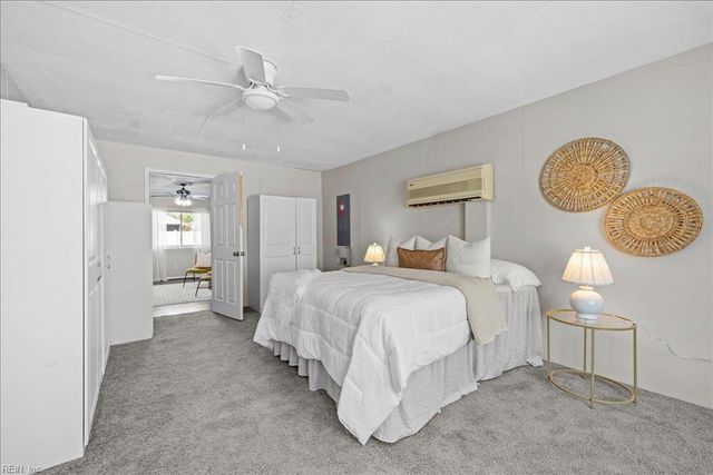 1829 Slalom DR, Virginia Beach, VA 23453