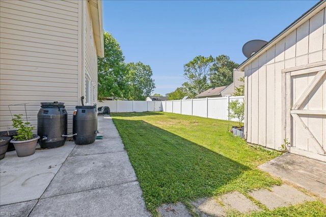 1829 Slalom DR, Virginia Beach, VA 23453