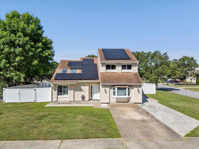 1829 Slalom DR, Virginia Beach, VA 23453