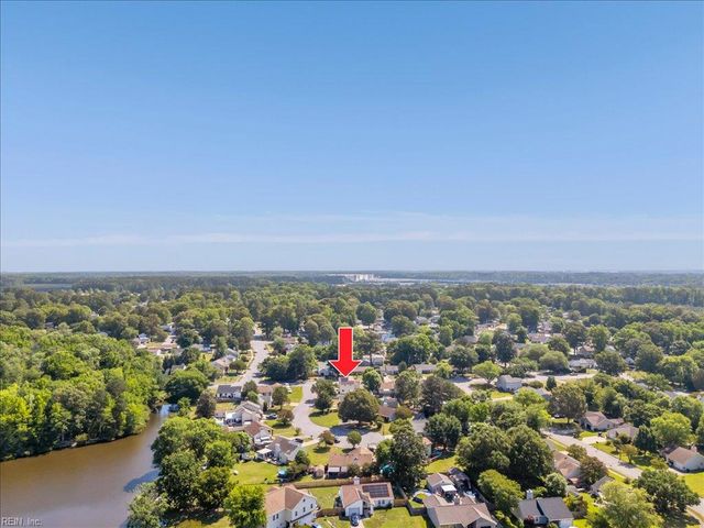 1829 Slalom DR, Virginia Beach, VA 23453