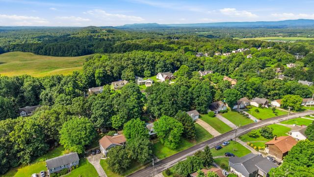 411 Rolling Hills Drive, Ringgold, GA 30736