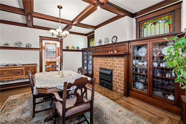 47 Ralston Place, Mt Lebanon, PA 15216