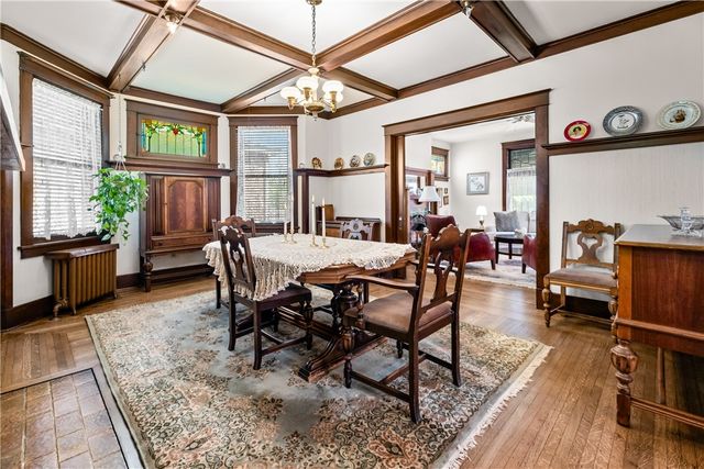 47 Ralston Place, Mt Lebanon, PA 15216