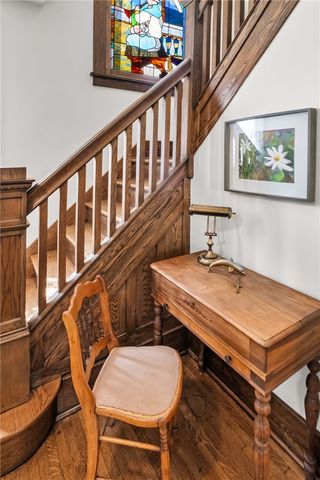 47 Ralston Place, Mt Lebanon, PA 15216