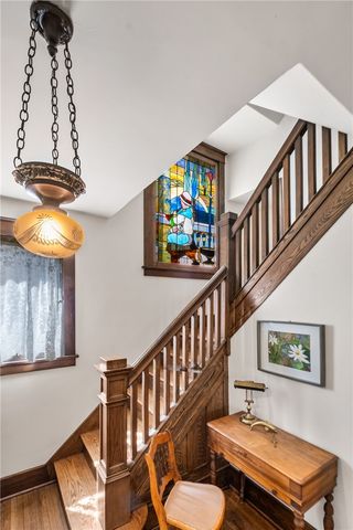 47 Ralston Place, Mt Lebanon, PA 15216
