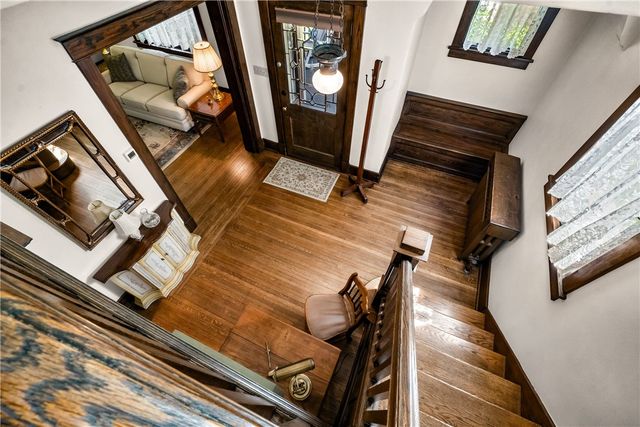 47 Ralston Place, Mt Lebanon, PA 15216