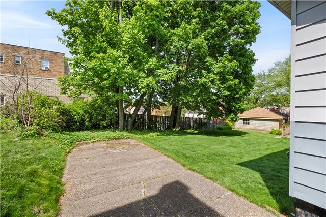47 Ralston Place, Mt Lebanon, PA 15216