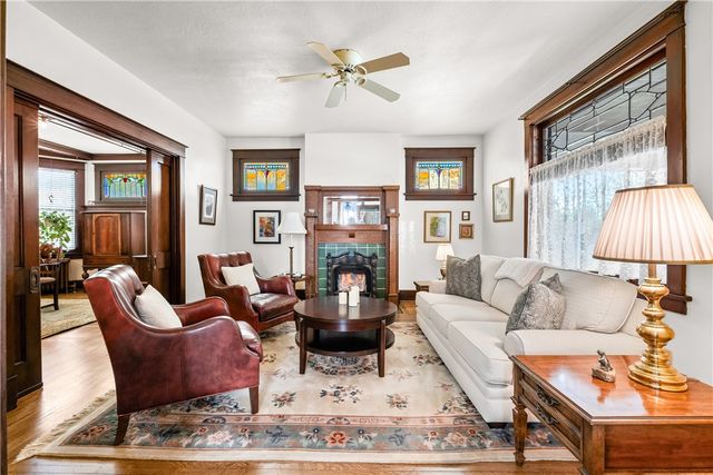 47 Ralston Place, Mt Lebanon, PA 15216