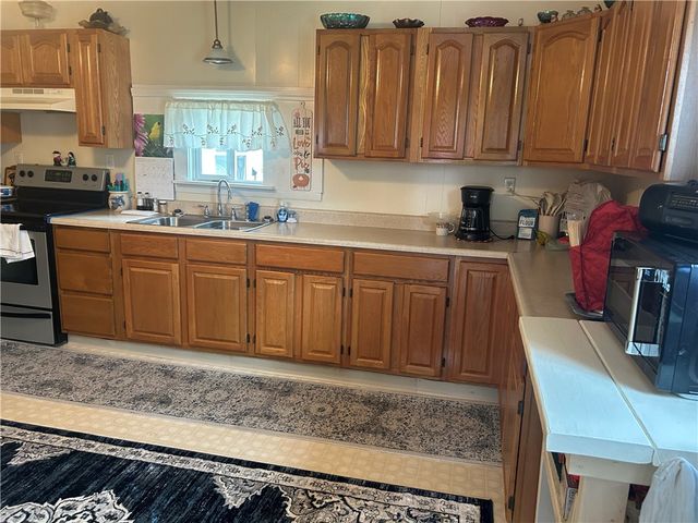 228 Union St, Dunbar Twp, PA 15430