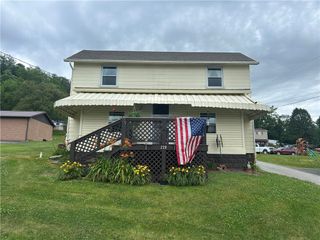 228 Union St, Dunbar Twp, PA 15430