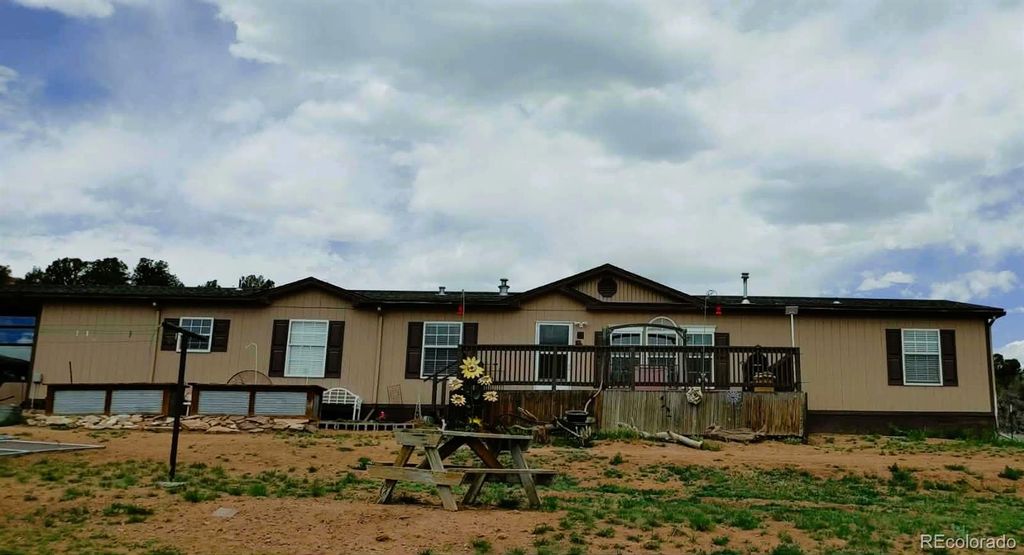 38 Choctaw Drive, Walsenburg, CO 81089