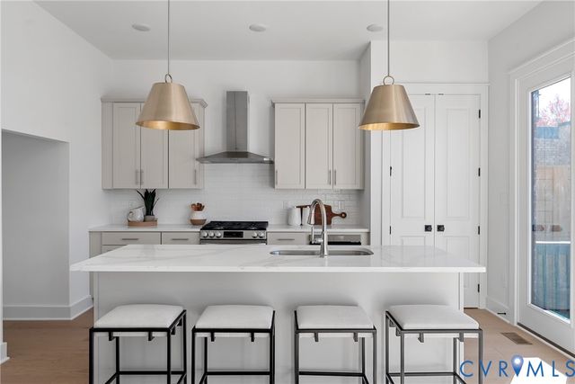 2525 M St, Richmond, VA 23223