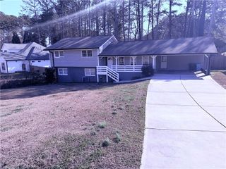 5074 BROWNLEE Road, Lilburn, GA 30047