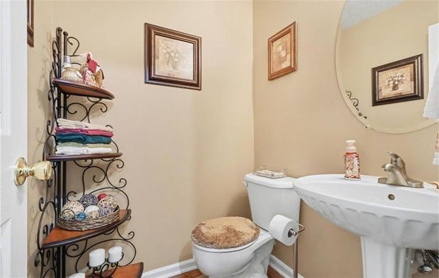 5769 Fairington Farms Court, Lithonia, GA 30038