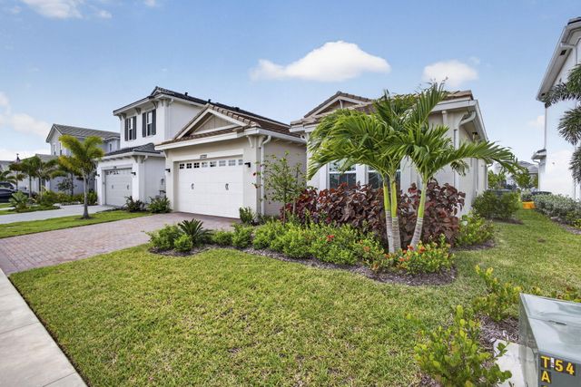 13722 Spruce Pine Drive, Westlake, FL 33470