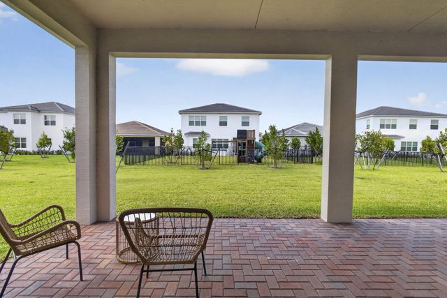 13722 Spruce Pine Drive, Westlake, FL 33470